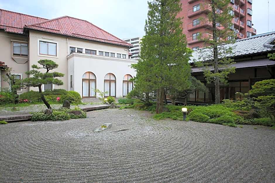 Katakura Silk Hotel