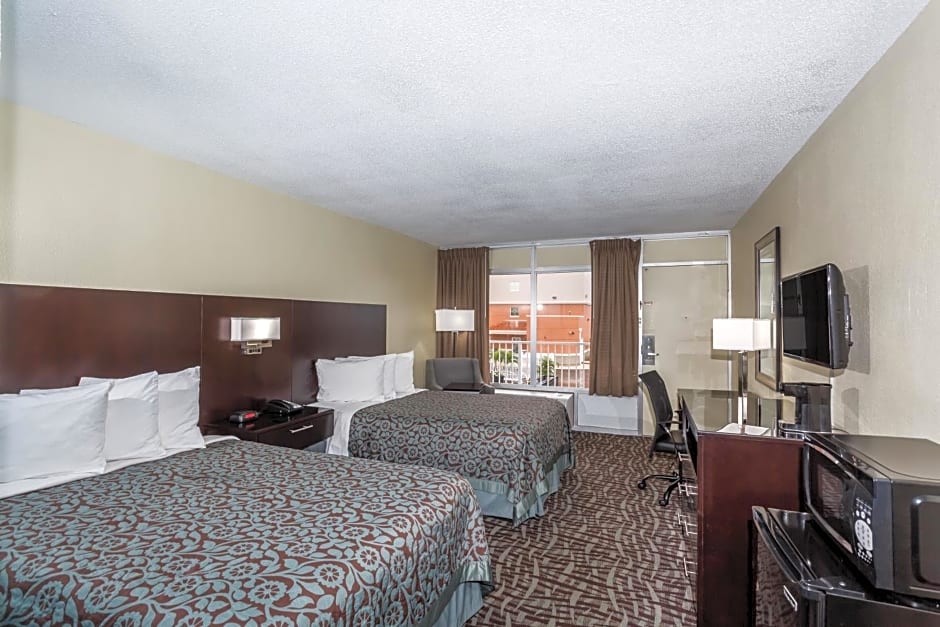 Days Inn by Wyndham Melbourne
