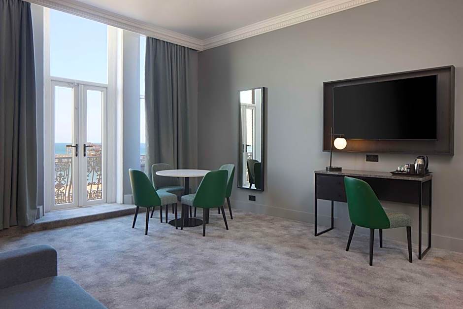 DoubleTree by Hilton Brighton Metropole