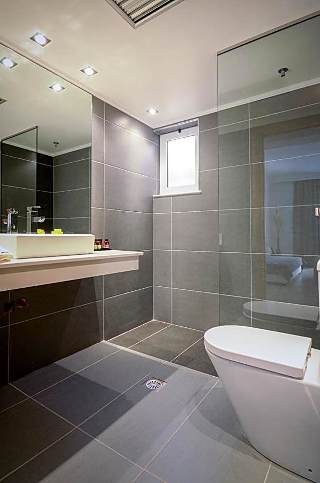 Aegean Blu Hotel & Apartments