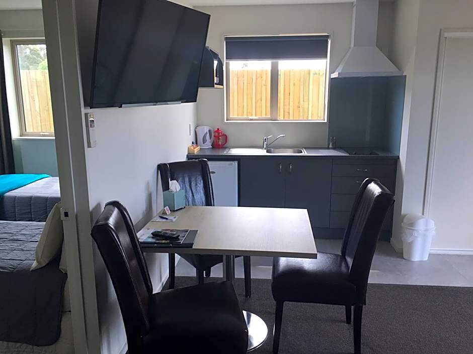 Rolleston Highway Motel