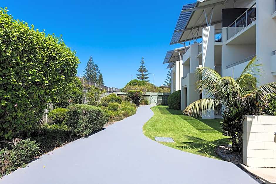 Pacific Marina Apartments