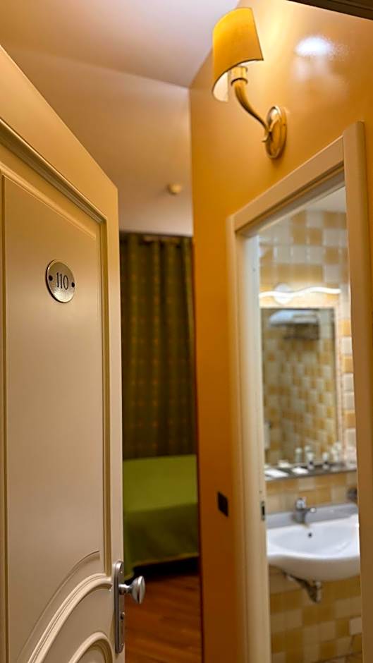 Hotel Bright