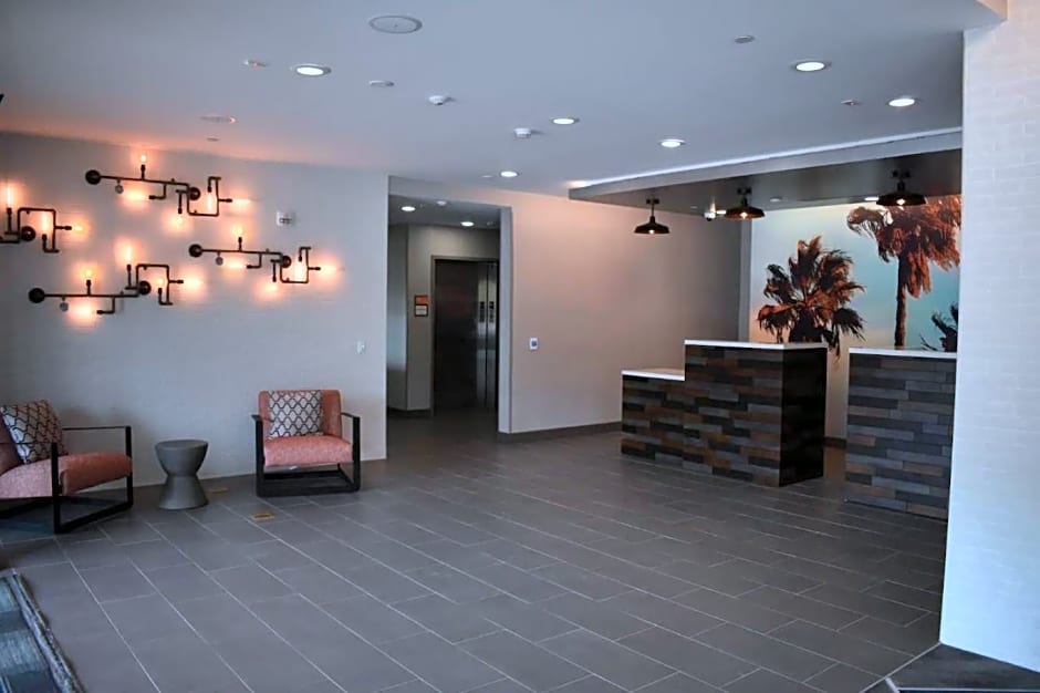 La Quinta Inn & Suites by Wyndham San Bernardino