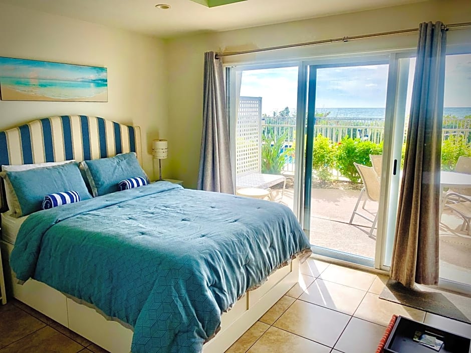 The Beach on Longboat Key - Studio 103 , 1 bdrm 225