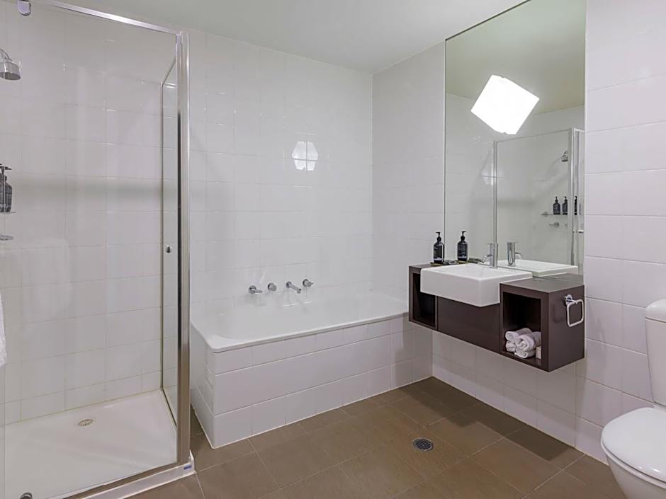 Mantra Melbourne Melton