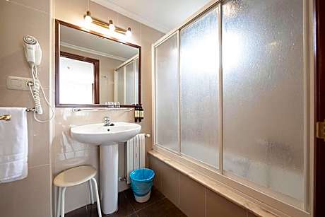 Family Room with Sea View