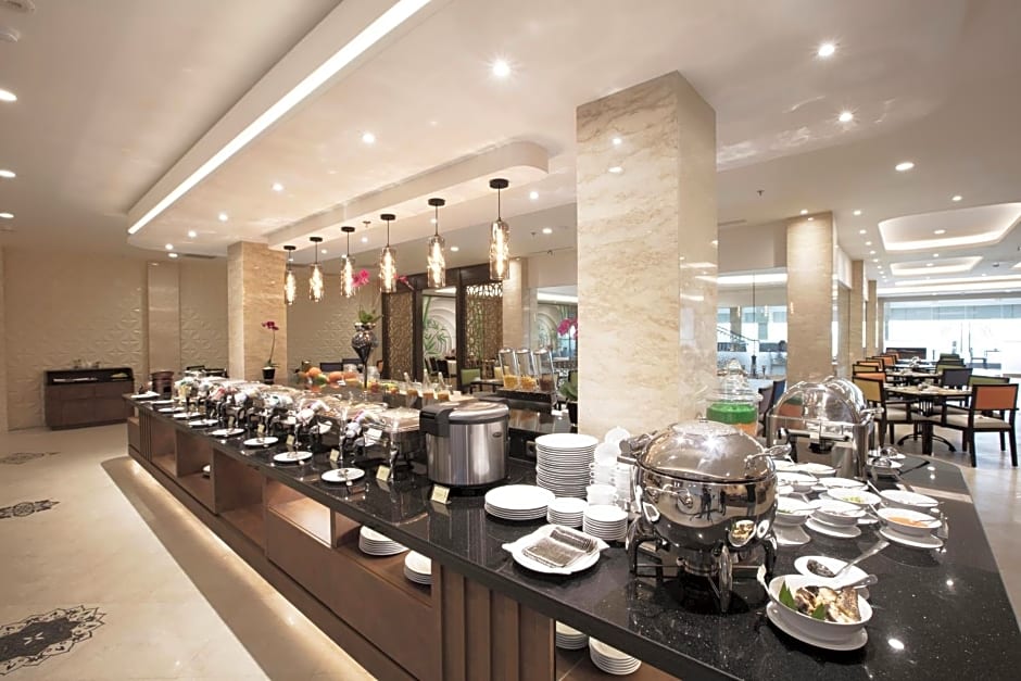 Best Western Kindai Hotel