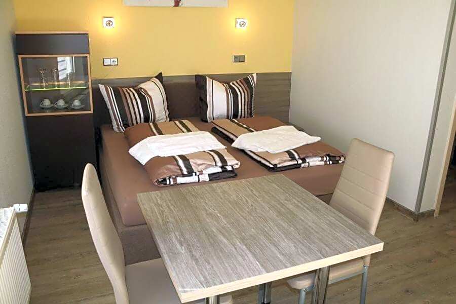 Zdjęcie 1 z 19 — 1 Extra Bed