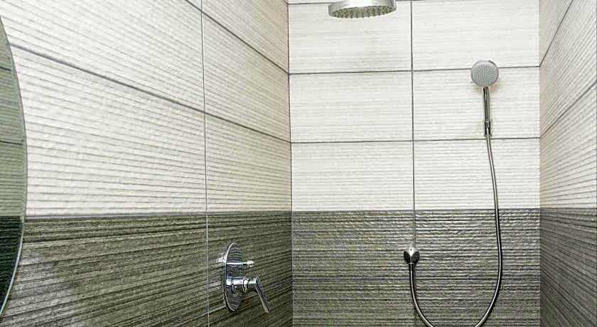 The Lazy Moose Restaurant & Lodge