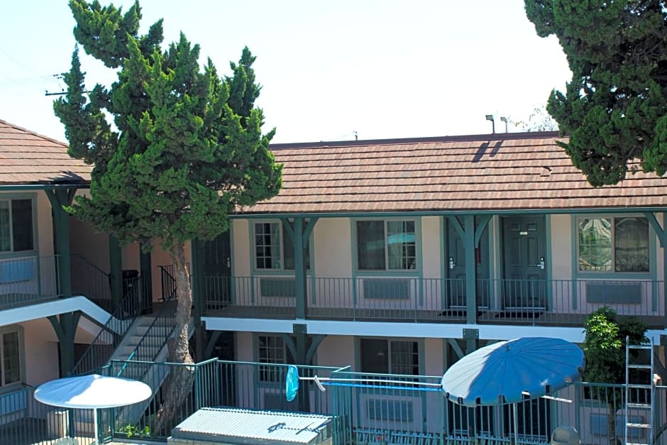 Best Whittier Inn