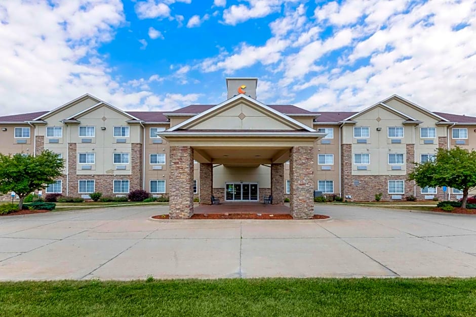 Comfort Suites Cedar Falls