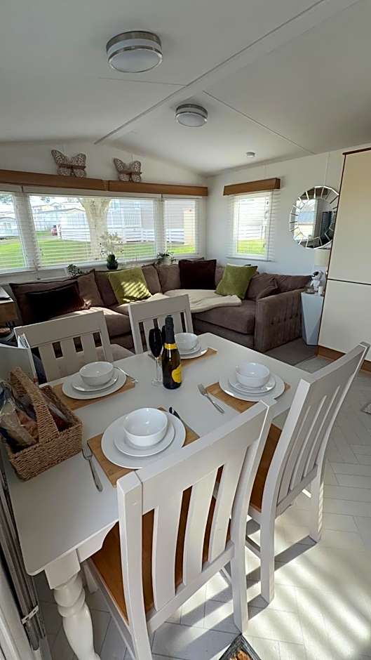 Hoburne Devon Bay Holiday Home Fresh Bright Rental - Home from home