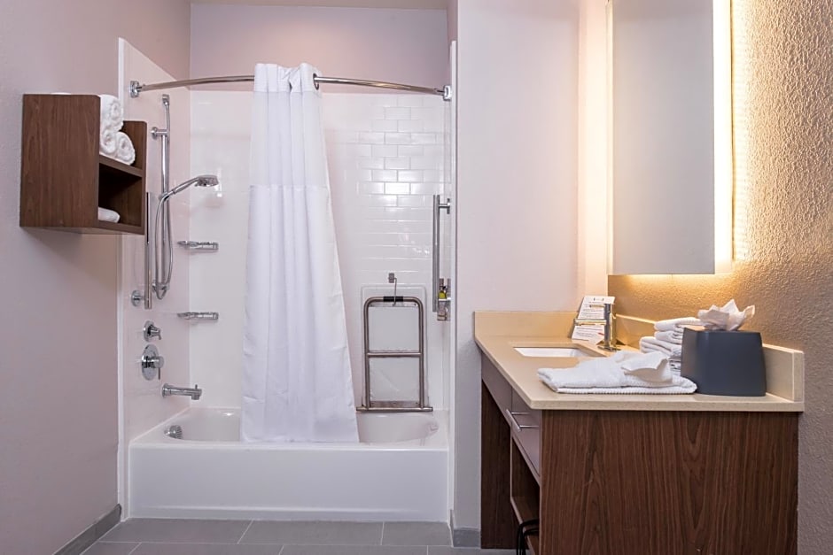 Staybridge Suites Pecos By IHG