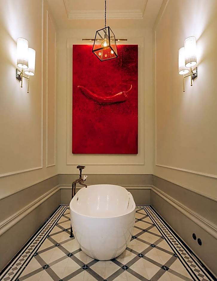 Torel 1884 Suites & Apartments