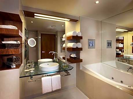 Superior Double Room with Balcony