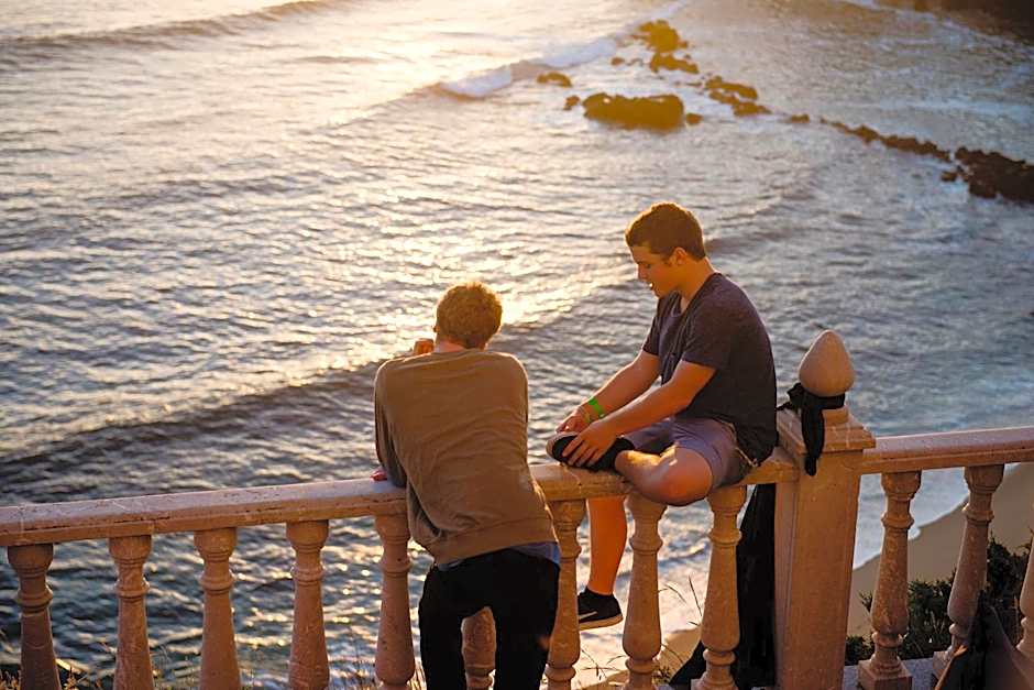 Laneez Ericeira Surf House