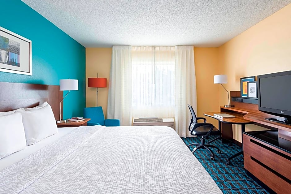 Fairfield Inn & Suites Dallas Park Central