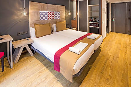 Superior Double or Twin Room with Balcony