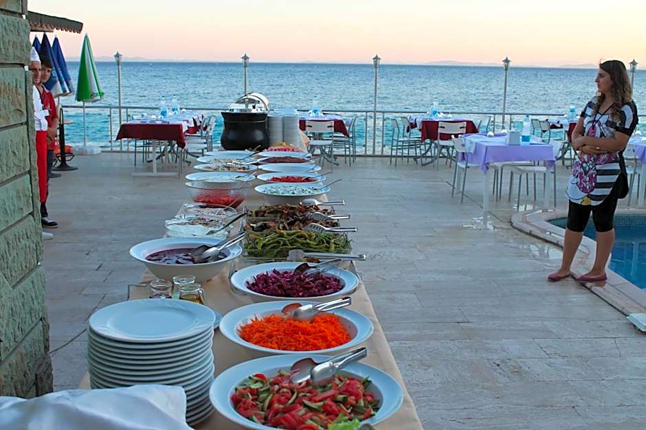 Ucem Hotel Golden Sea