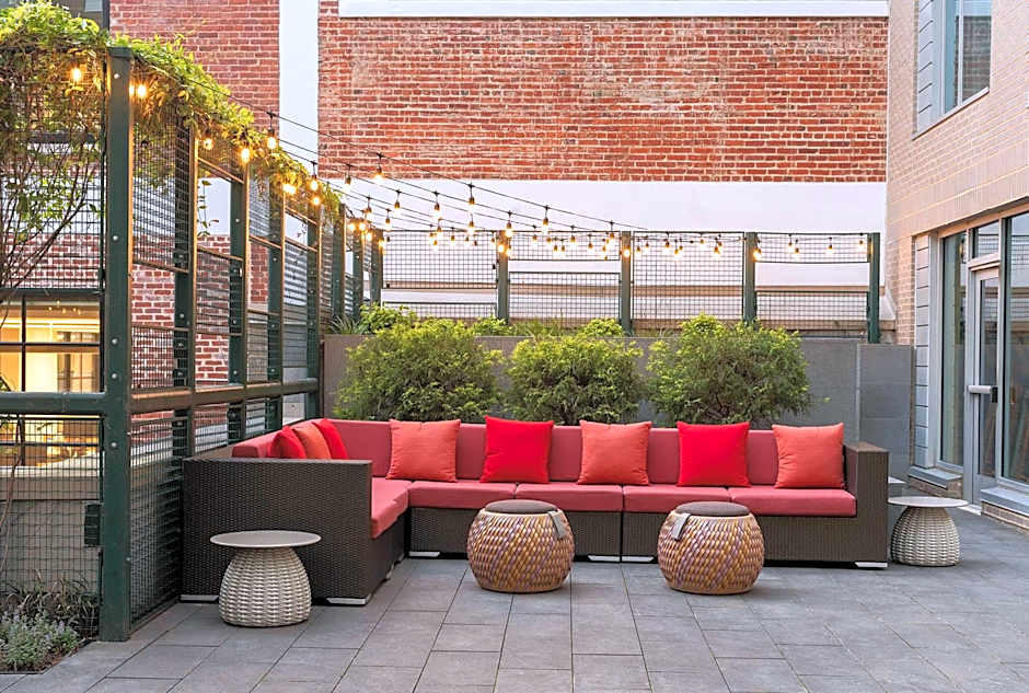 Hilton Garden Inn Washington DC/Georgetown Area