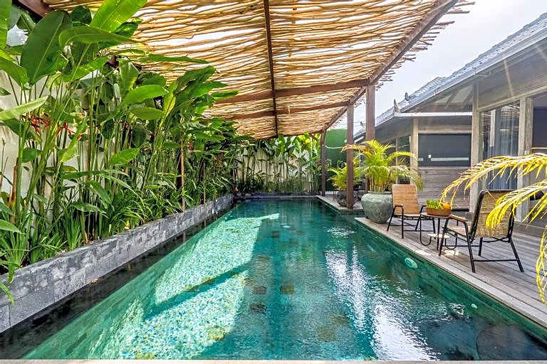 Mundaka Villa by Hombali