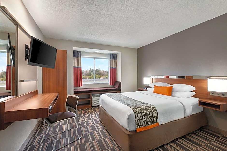 Microtel Inn & Suites By Wyndham Tifton