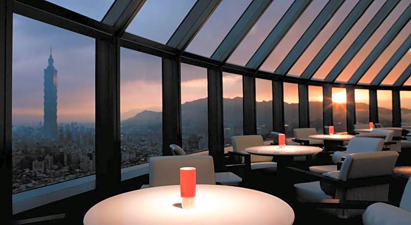 Shangri-la's Far Eastern Plaza Hotel, Taipei