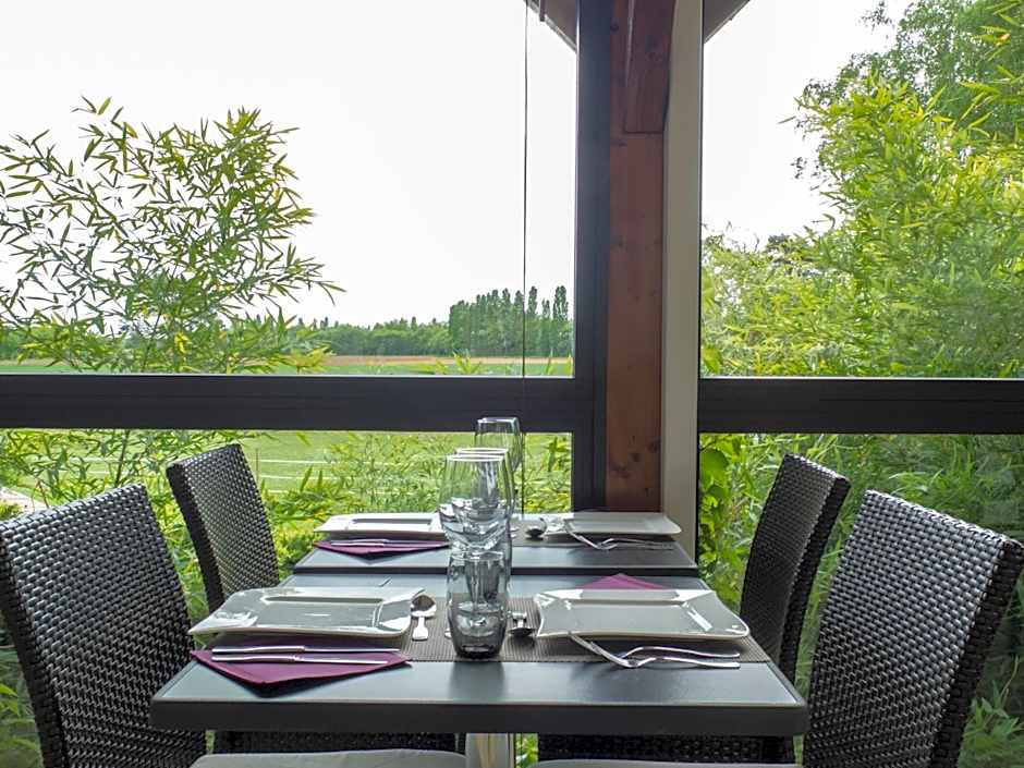 Logis Hotel Restaurant La Vieille Ferme, Macon Nord