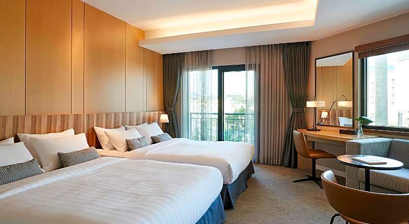 The Suites Hotel Jeju