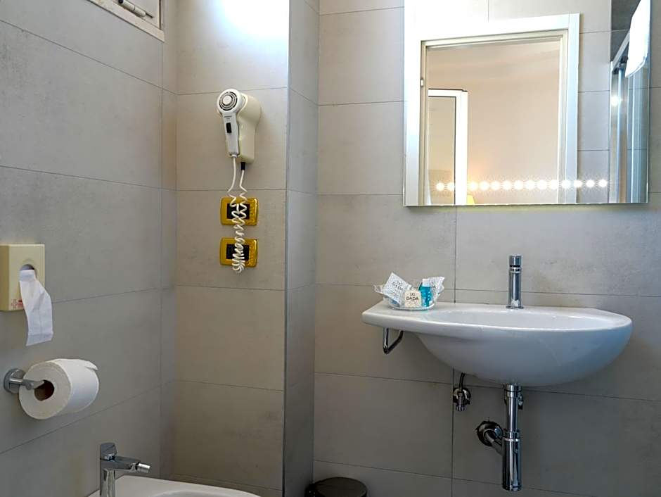 Hotel Imperial Beach - Dada Hotels