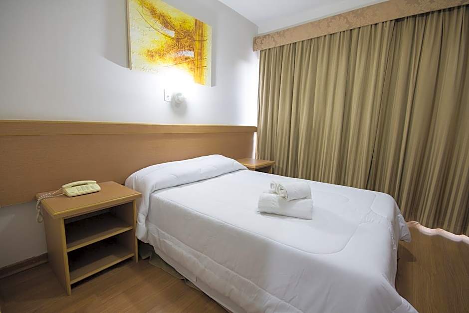 Nacional Inn Poços de Caldas - Lazer completo e Gastronomia no Centro