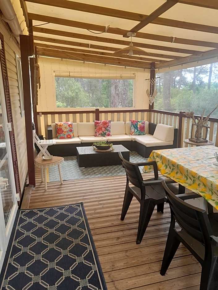 Maison mobilhome sans vis à vis au calme et en hauteur