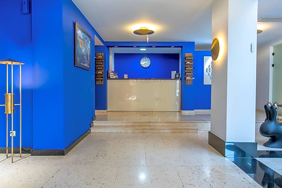 Urban Boutique Hotel