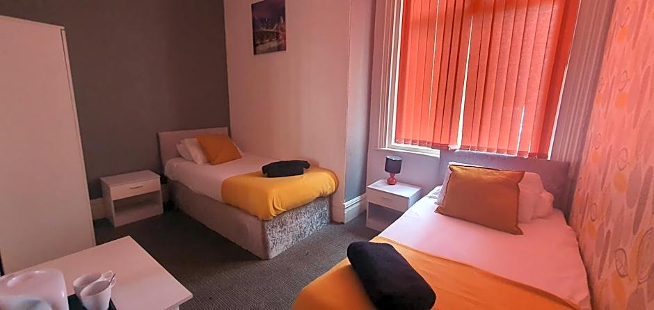 Las Palmas Hotel by the Sea