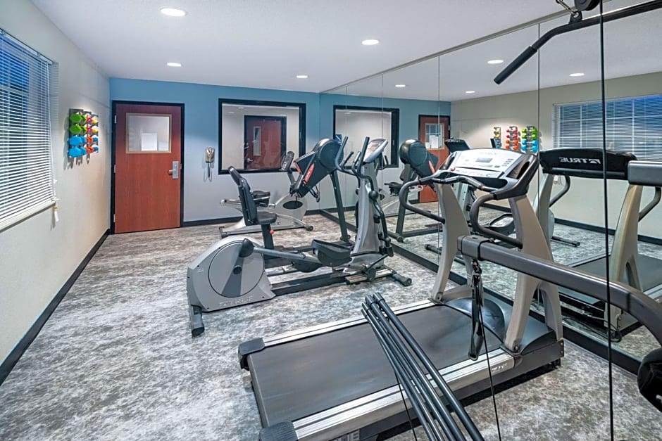 Microtel Inn & Suites Columbus North