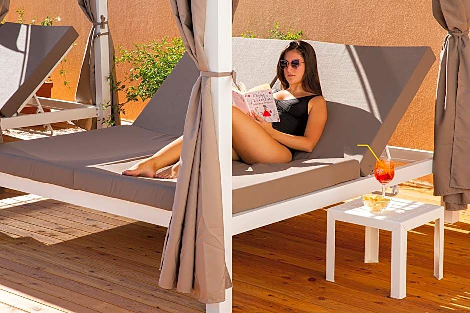 Hotel Punta Nord Est