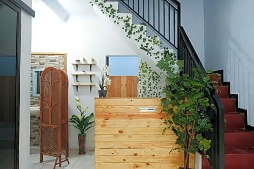 OYO 1380 Velodrome Family House Syariah