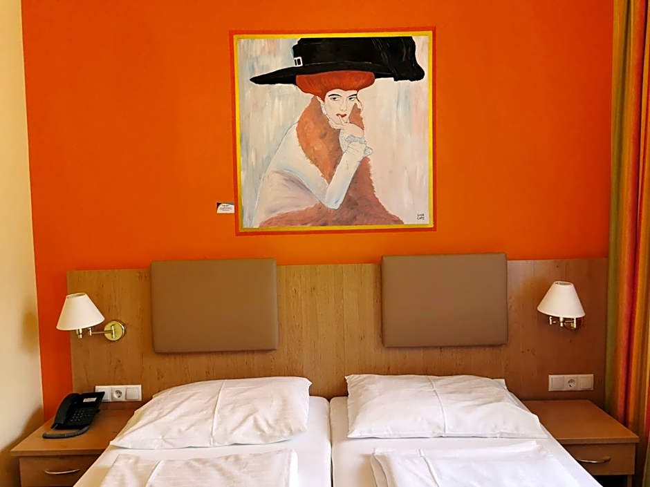 Garten- und Kunsthotel Gabriel City