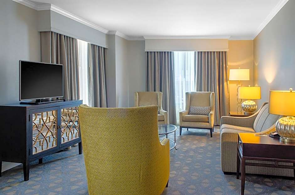 THE RIVERFRONT HOTEL NEW ORLEANS