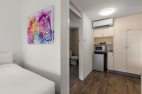 Pet Friendly Deluxe Family Room with Two Queen Beds