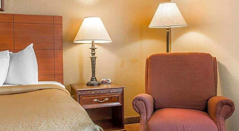 Quality Inn & Suites Franklin