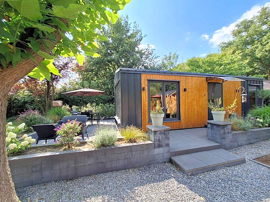 B&B Vierlingsbeek, Appartement en tuin-chalets