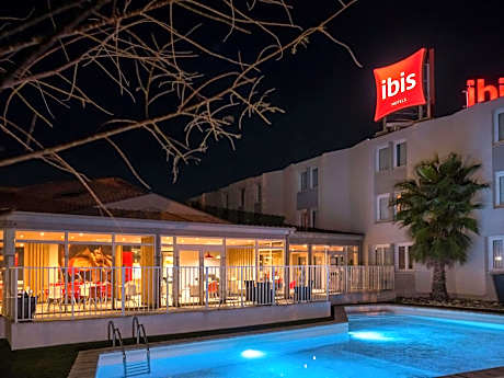 Ibis Arles