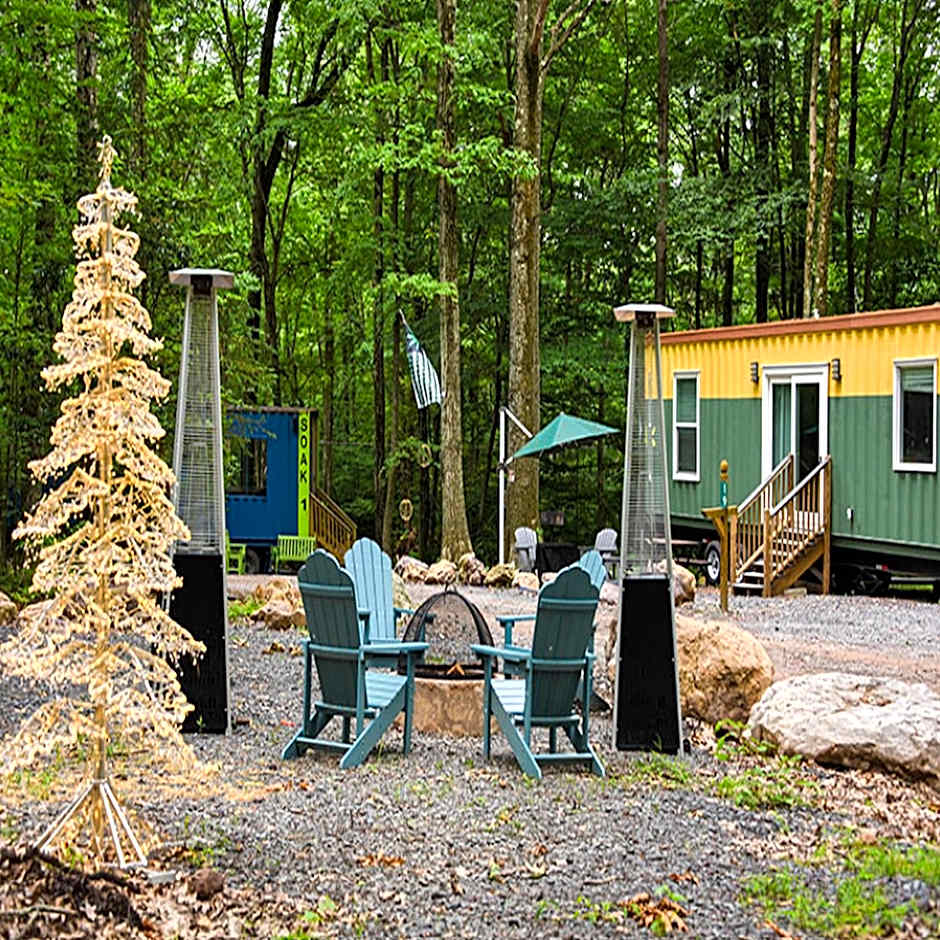 Camptel Poconos Lodging