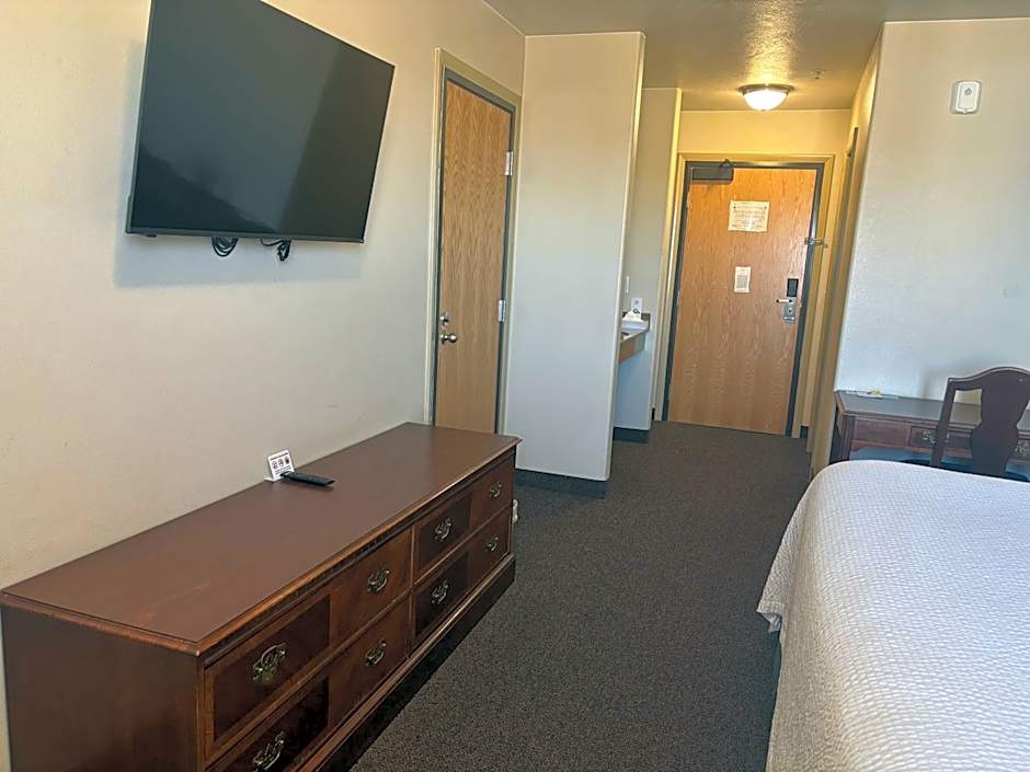 Days Inn by Wyndham Beaver