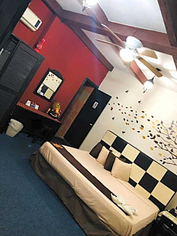 Hotel Makarios