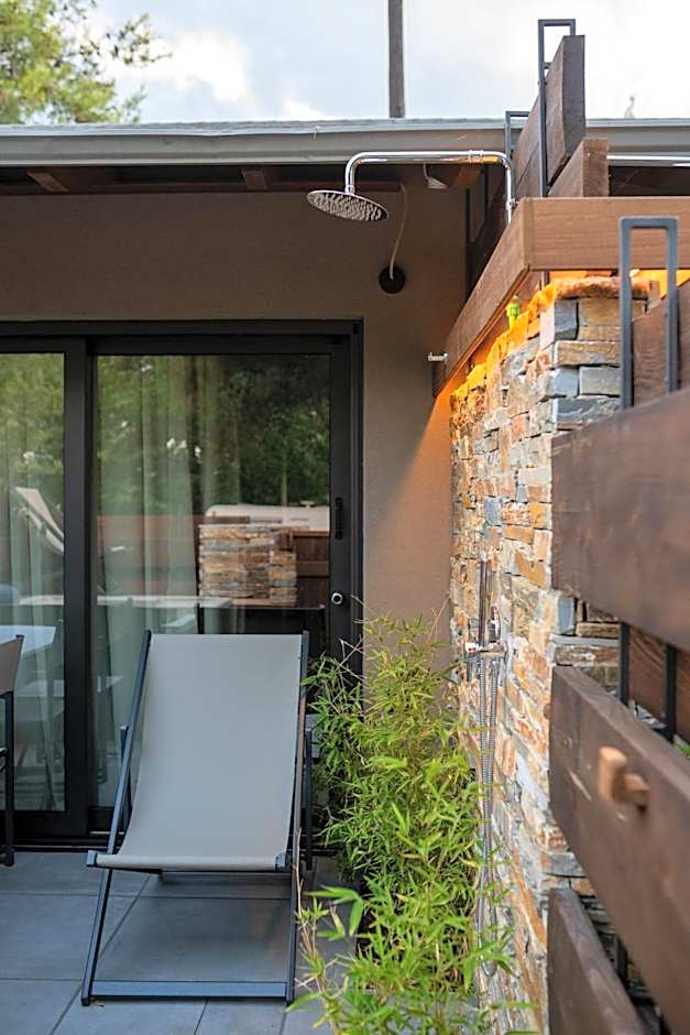 Sylvia Camping & Luxury Suites, Panel Hospitality Homes & Villas