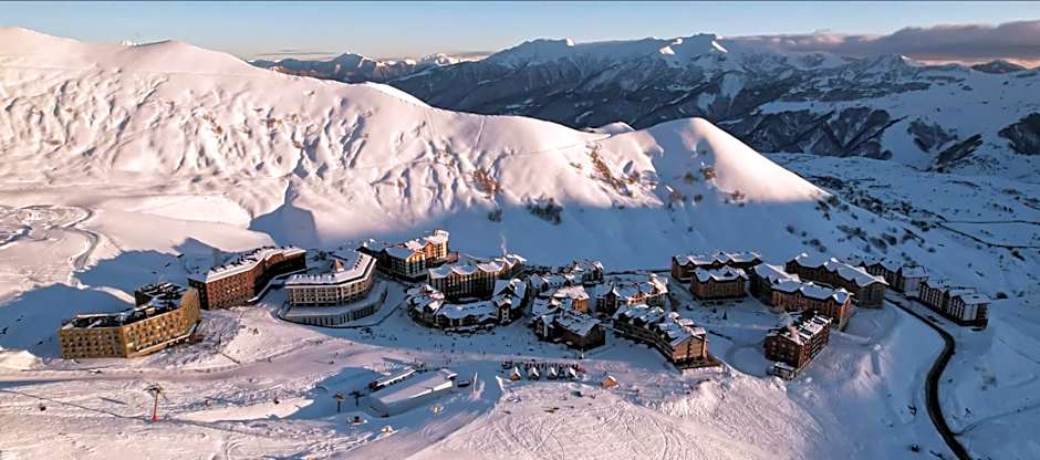 New Gudauri Four Seasons F4 by Gudauri Travel
