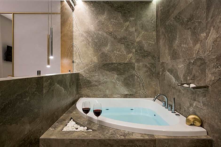 Mirabile Luxury Suites